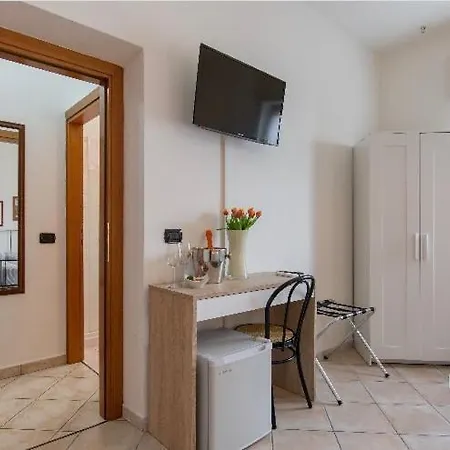 بيت ضيافة La Terrazza بسكييرا ديل غاردا